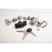 Комплект личинок дверей Mitsubishi Pajero Montero Sport MR259766